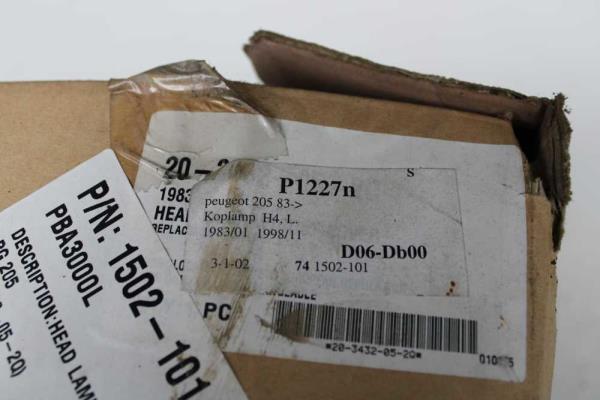 PHARE GAUCHE PEUGEOT 205 - Vue 3